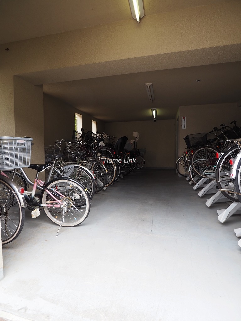 ハウス城北中央公園　駐輪場